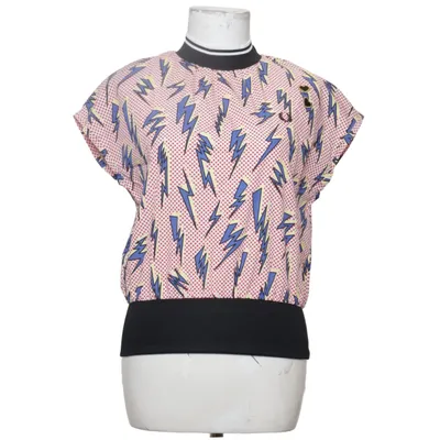 Top (Amy Winehouse Foundation) von Fred Perry