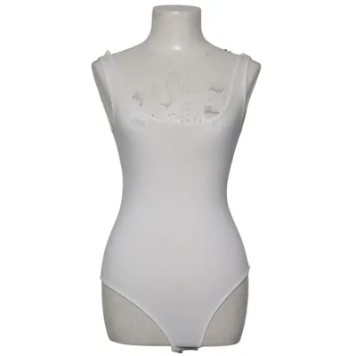 Body (Blanc) de Dplus Studio