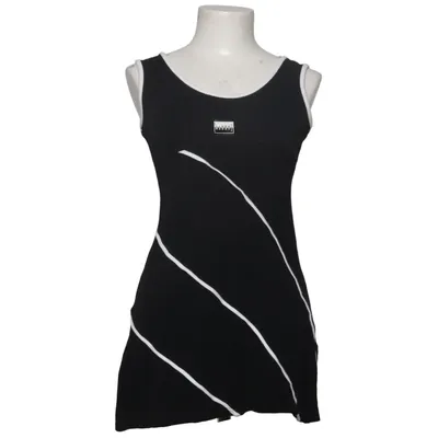 Sports dress (Black, White) from Alexo