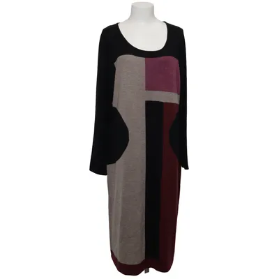 Dress (Black, Beige, Red) from Anna Aura Merino wool