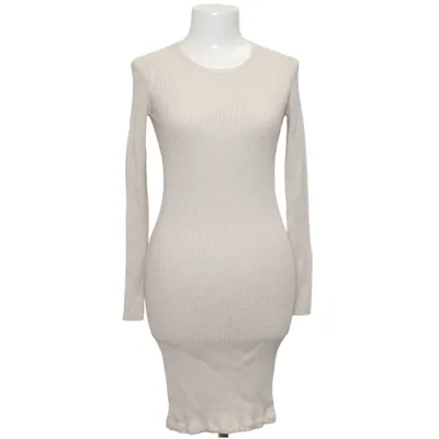 Klänning (Beige) från Bershka Knitwear