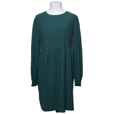 Robe (Vert) de New Look Tall