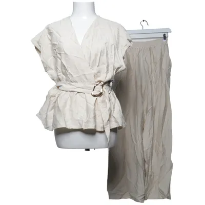 Set (Viscose Buckle Top Dark) van NA-KD Nylon, Viscose