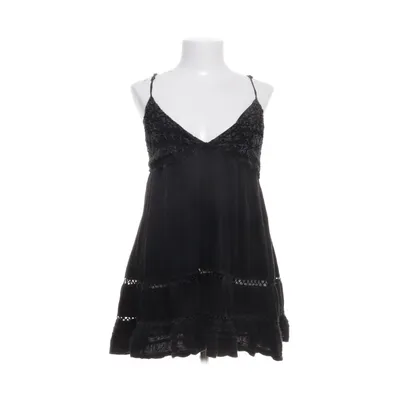 Linne (Svart) från Urban Outfitters Bomull