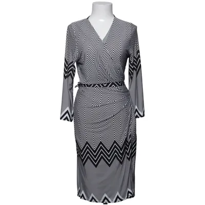Slå-om-kjole (Sort, Hvid) fra Wearhouse Polyester