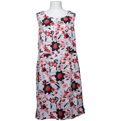 Robe (Blanc, Rouge, Noir) de Peacocks