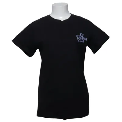 T-shirt (Black) from On Vacation Organic cotton