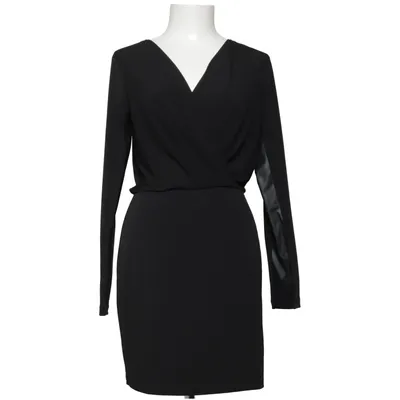 Klänning (Svart) från BCBGeneration