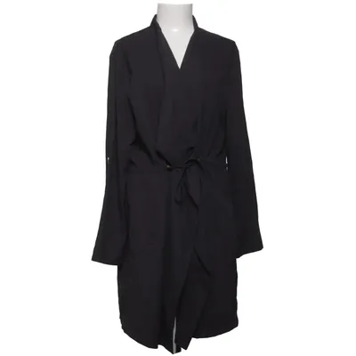 Robe portefeuille (Noir) de Isolde