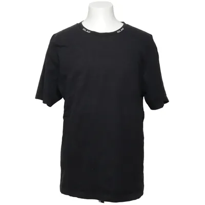 T-shirt (Svart) från ØLÅF Bomull
