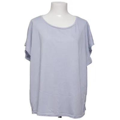 T-shirt (Gray) from Iconic