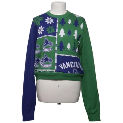 Weihnachtspullover (Blau, Grün, Weiß) von Beyond Retro