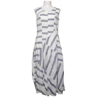 Robe (Bleu, Blanc) de Ivan Grundahl