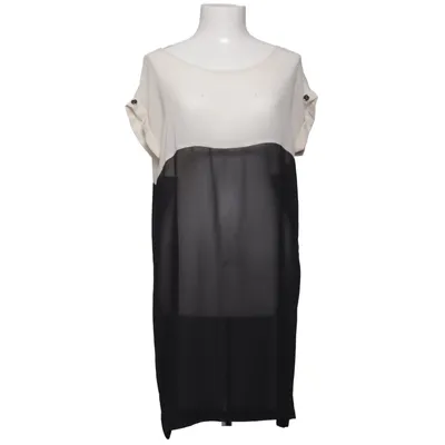 Robe (Blanc, Noir) de Soaked in Luxury