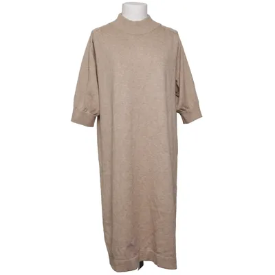 Robe à col roulé (Beige) de Betty & Co