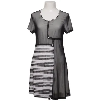 Kleid (Schwarz, Weiß) von Shape Elasthan, Polyester, Viskose