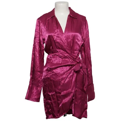 Omlottklänning (Satin Wrap Dress) från Seven Sisters Viskos