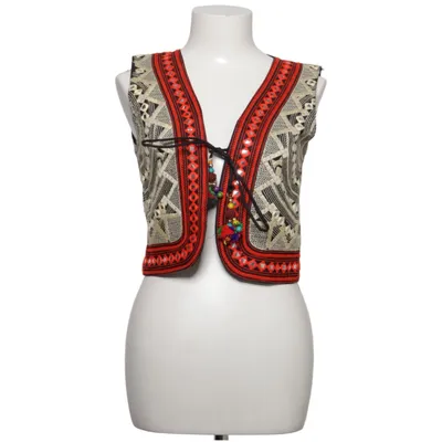 Gilet (Noir, Beige, Rouge) de Blush