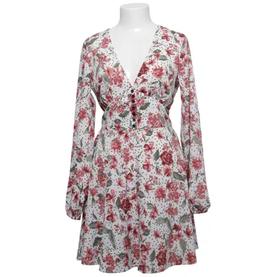 Klänning (Vit, Röd, Grön, Svart) från Bubbleroom Polyester