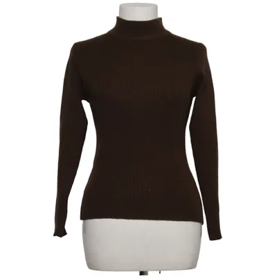 Turtleneck (Brown) from Quasi Acrylic