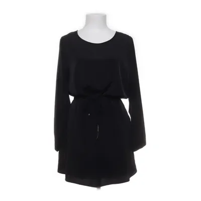 Robe (GROUND) de Line of Oslo Polyester