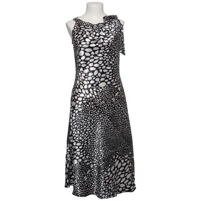 Klänning (Svart, Vit) från Yorn Elastan, Polyester
