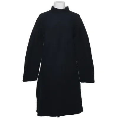 Robe à col roulé (Noir) de Milieu
