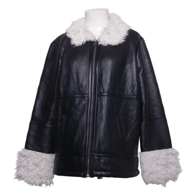 Shearling jas (Zwart, Wit) van The Fashion Fraction x NA-KD Polyurethaan