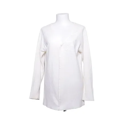 Cardigan (White) from Wästgöta Acrylic