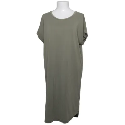 Robe (Kajsa T-Shirt Dress) de Culture Modal, Polyester
