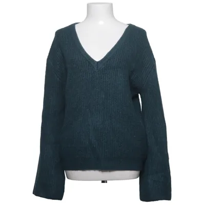 Sweater (V-Neck Tie Sleeve Sweater) from Linn Ahlborg x NA-KD Acrylic, Elastane, Polyamide