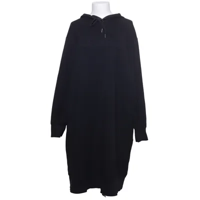 Robe à capuche (Noir) de Stories Élasthane, Modal, Polyester