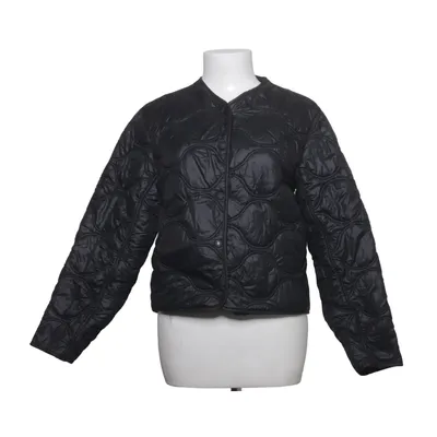 Letvægtsjakke (Sort) fra Mango Polyamid, Genanvendt polyester