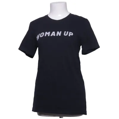 T-shirt (Woman Up) från The Spark Company Bomull