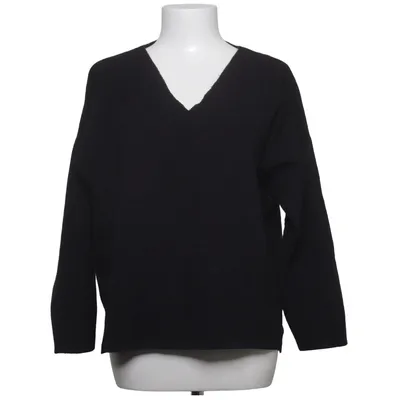 Sweater (Black) from Escorpion Acrylic, Wool