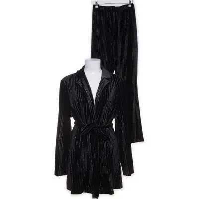 Suit (Black, Silver) from Isawitfirst
