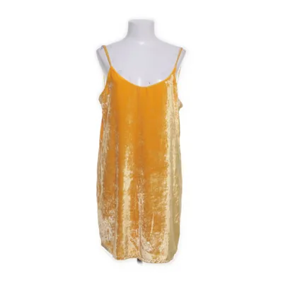 Jurk (Trafaluc collection) van Zara Trafaluc Collection Polyester