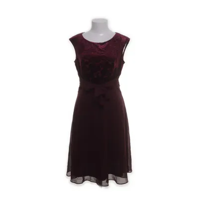 Klänning (Röd) från ESPRIT