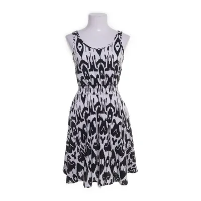 Klänning (Svart, Vit) från Papaya Viskos