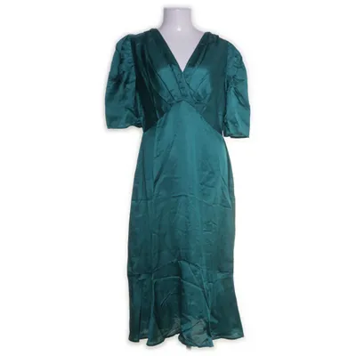 Robe longue (Vert) de Indiska Cupro, Lin, Lyocell
