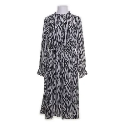 Dress (Black, White) from Jacqueline de Yong Polyester