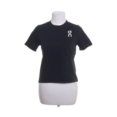 Top (Black) from Run On Clouds Organic cotton