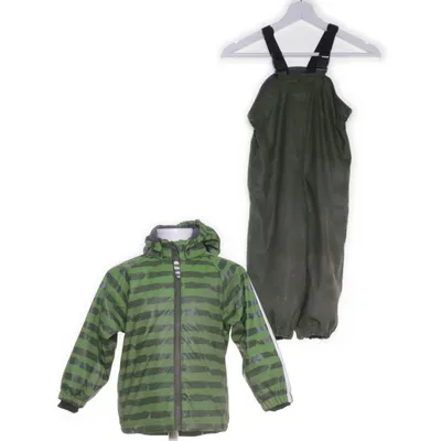 Rainwear (Green) from Racoon Polyester, Polyurethane