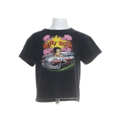 T-shirt (Sort) fra Akama T-shirt