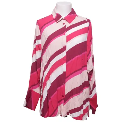 Skjorta (Rosa, Röd, Vit, Flerfärgad) från Evoked Vila Viskos