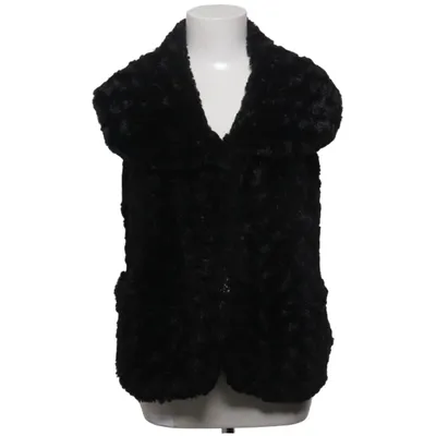 Outer vest (Black) from Lea H. Polyester