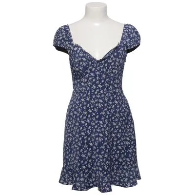 Klänning (Blå, Vit) från NA-KD Reborn Polyester