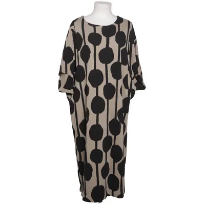 Kleid (Beige, Schwarz, Weiß) von Masai Elasthan, Polyamid, Viskose