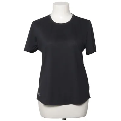 T-shirt (Svart) från Saucony Elastan, Återvunnen polyester