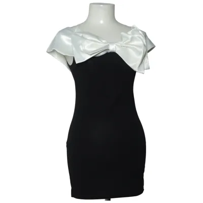 Klänning (Svart, Vit) från Shein Teen Elastan, Polyester